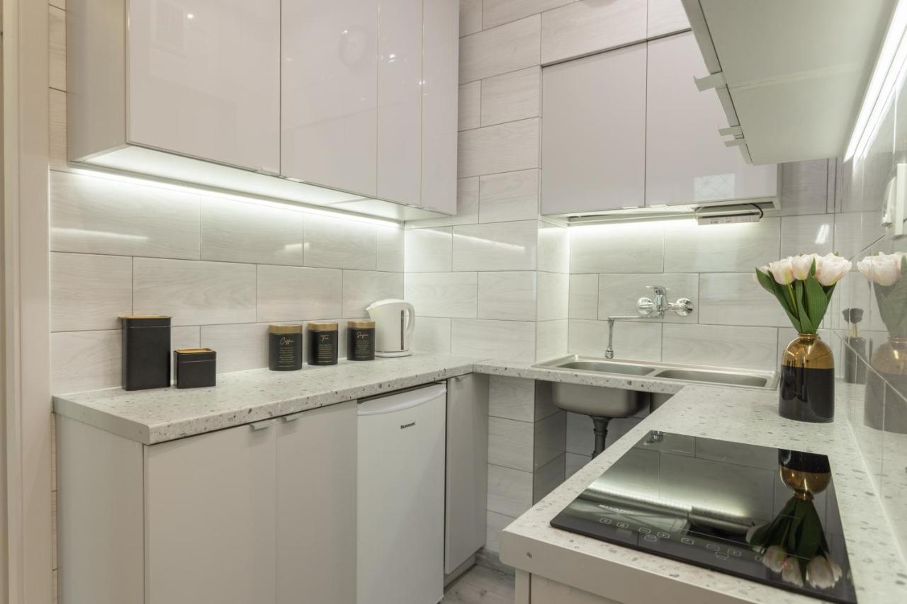 Golden - Big Luxury In Location - Wspolna * Warschau
