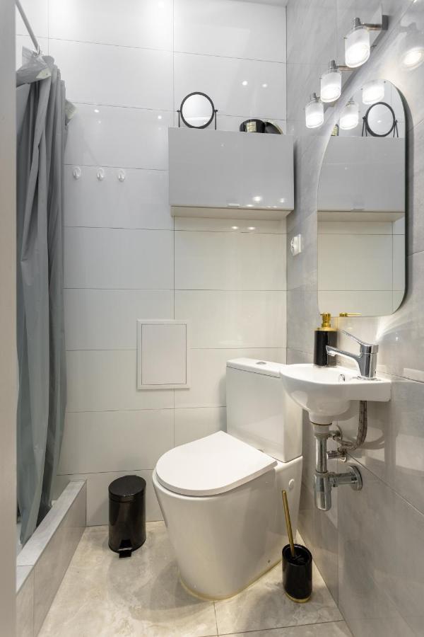 Golden - Big Luxury In Location - Wspolna Apartment Warschau
